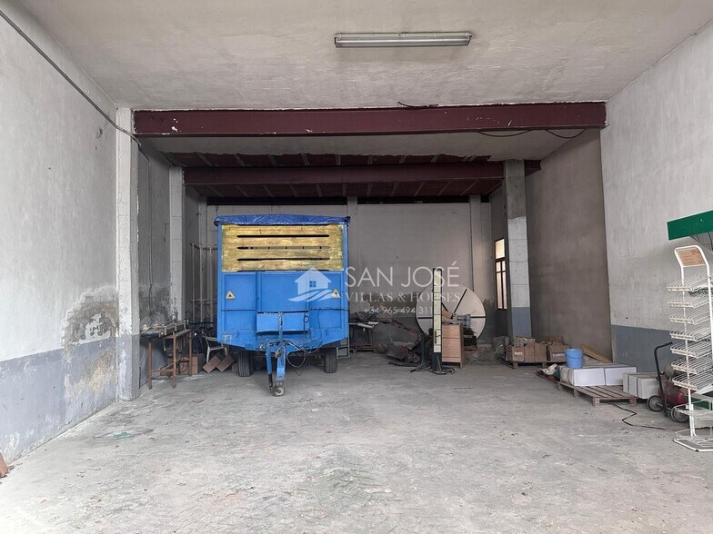 Industriel/Logistique dans Novelda, Alicante à vendre - Photo de l’immeuble – Image 2 sur 2