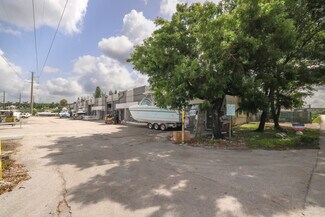 Plus de détails pour 8044-8045 W 2st Ct, Hialeah, FL - Industriel/Logistique à vendre