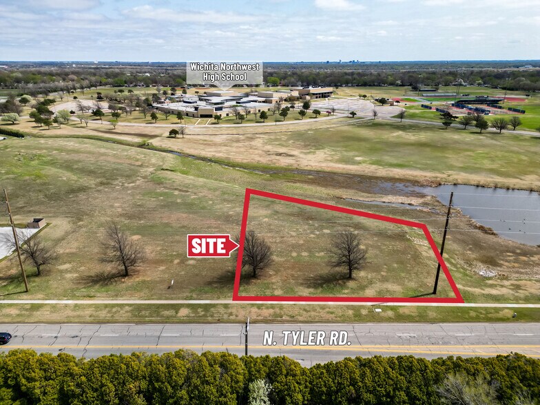Tyler Rd, Wichita, KS à vendre - Aérien – Image 2 sur 4