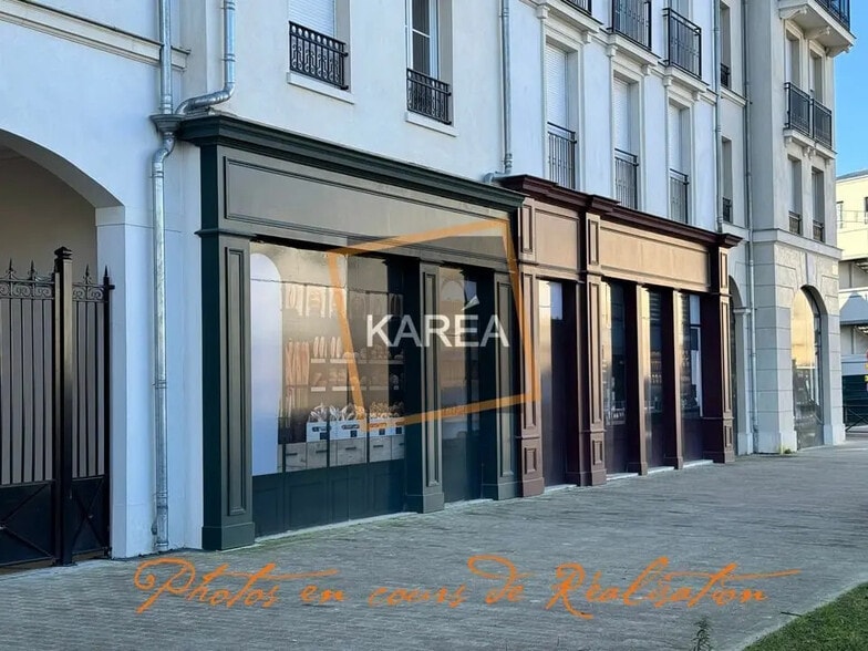 Local commercial dans Mareuil-lès-Meaux à vendre - Photo de l’immeuble – Image 2 sur 5