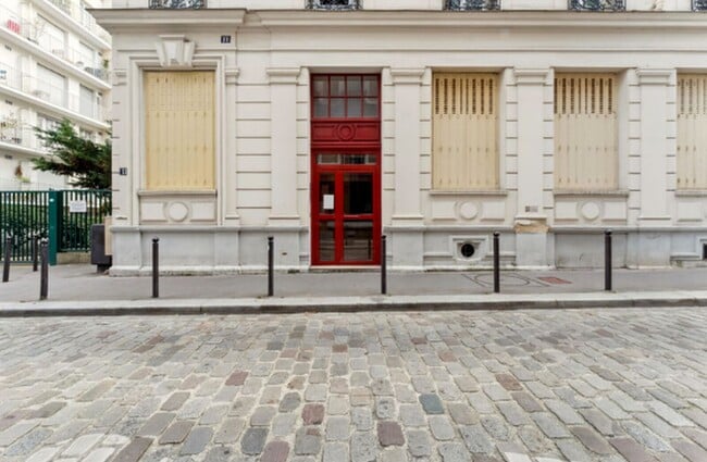 Plus de détails pour Bureau à louer