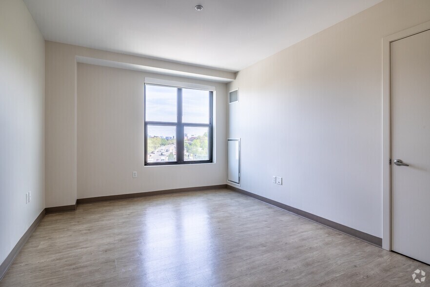 225 Centre St, Boston, MA à louer - Photo de l’immeuble – Image 3 sur 20