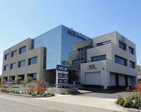 1425 W Foothill Blvd, Upland, CA à louer - Photo de l’immeuble – Image 3 sur 20