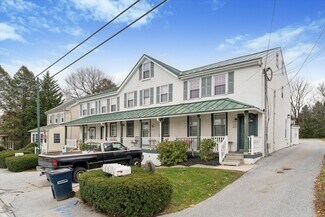 Plus de détails pour 20 S Village Ave, Exton, PA - Logement à vendre