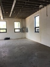 2201 121st St, College Point, NY à louer Photo intérieure– Image 2 sur 7