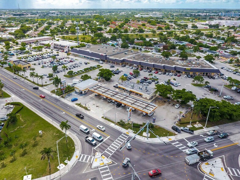 11424-11648 Quail Roost Dr, Miami, FL à louer - Photo de l’immeuble – Image 2 sur 13