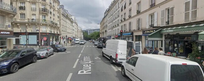 Plus de détails pour Local commercial à louer