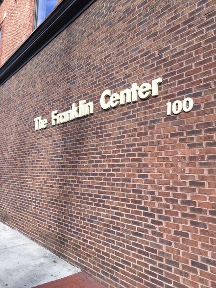100 W Franklin St, Hagerstown, MD à louer - Photo de l’immeuble – Image 2 sur 62