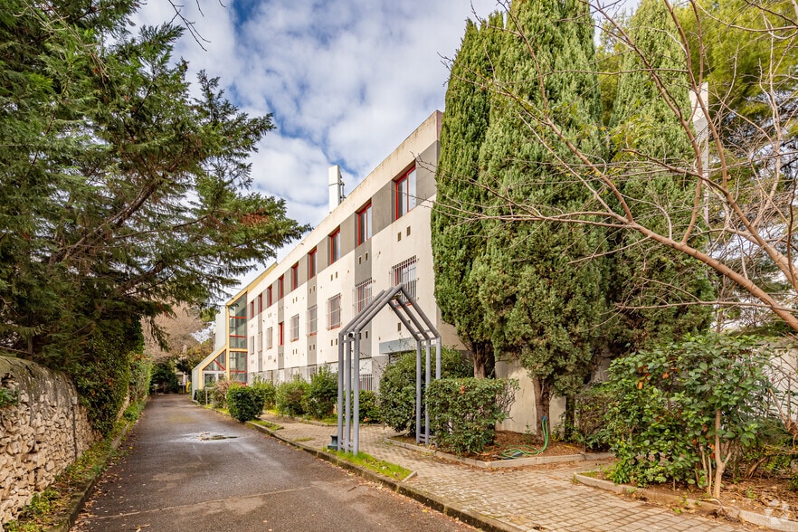 Bureau dans Marseille à louer - Photo de l’immeuble – Image 3 sur 8