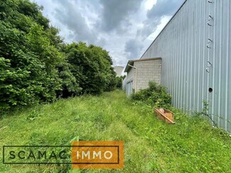 Plus de détails pour Industriel/Logistique à louer