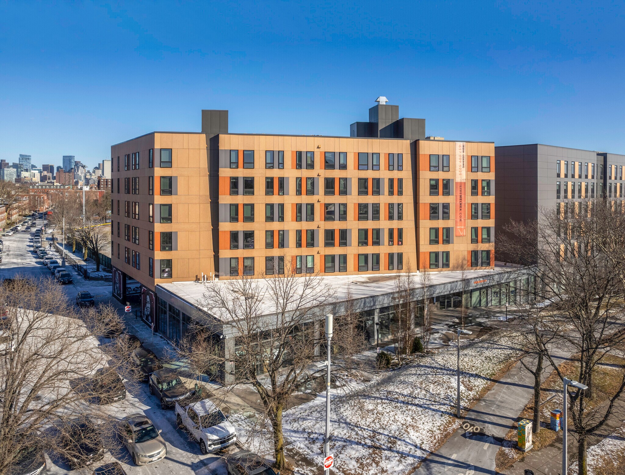 431 Melnea Cass Blvd, Boston, MA à vendre Photo de l’immeuble– Image 1 sur 10