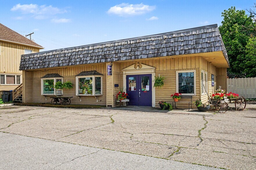 212-214 W Pike St, Goshen, IN à vendre - Photo de l’immeuble – Image 2 sur 3