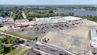 Plus de détails pour 1300 St. Peter Av, Bathurst, NB - Bureau, Local commercial à louer