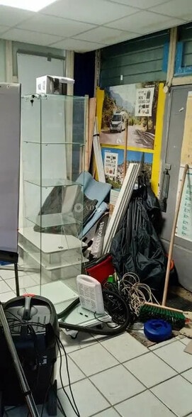 Local commercial dans La Fouillouse à louer - Photo intérieure – Image 3 sur 6