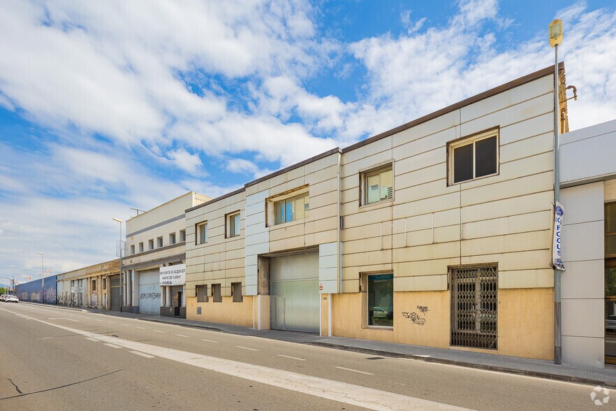 Industriel/Logistique dans Ripollet, Barcelona à vendre - Photo de l’immeuble – Image 1 sur 1
