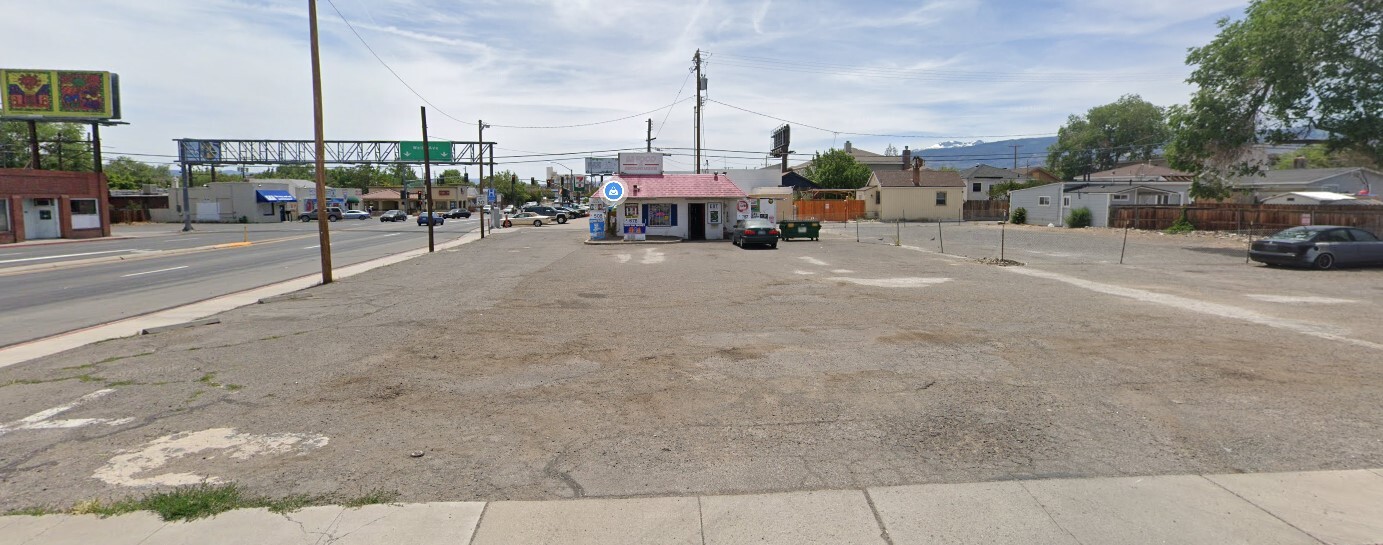 640 Kuenzli St, Reno, NV à vendre Photo de l’immeuble– Image 1 sur 8