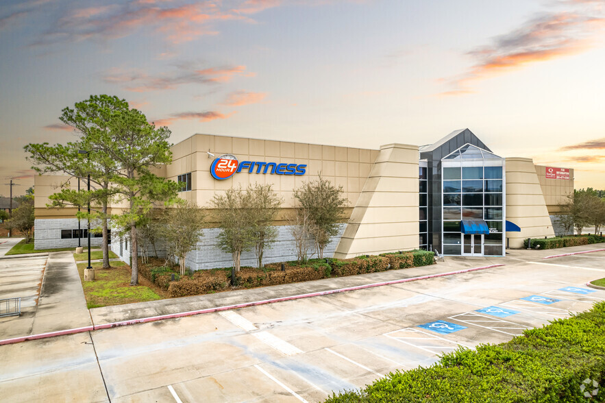 14111 Southwest Fwy, Sugar Land, TX à louer - Photo de l’immeuble – Image 1 sur 12