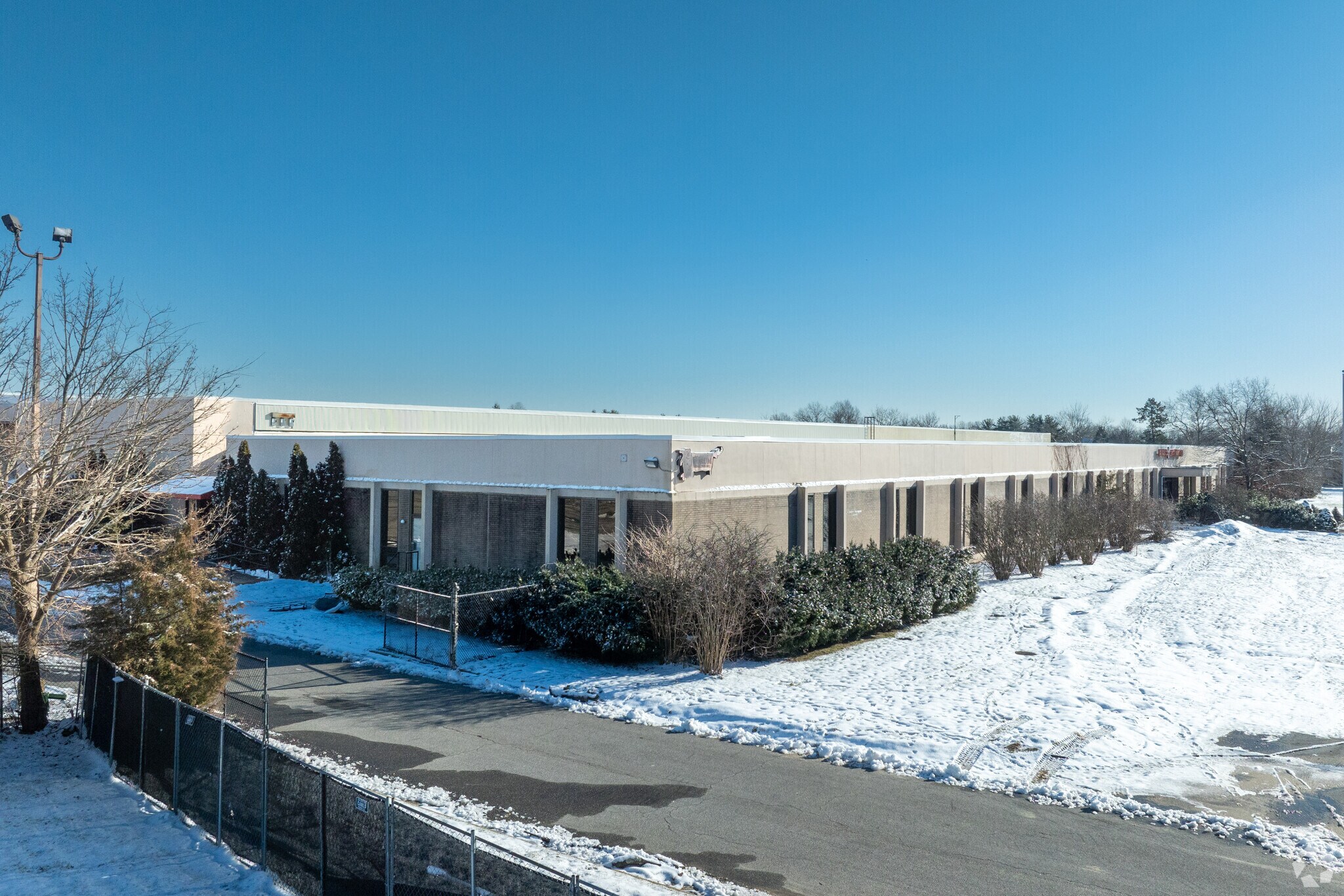 1770 Walt Whitman Rd, Melville, NY à louer Photo principale– Image 1 sur 10