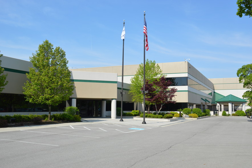 1 Hunter Pl, Bellefontaine, OH à louer - Photo principale – Image 1 sur 23
