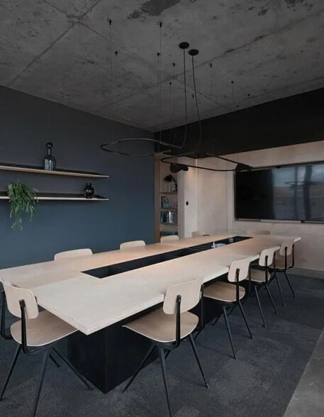 Bureau dans Saint-Étienne à vendre - Photo de l’immeuble – Image 2 sur 4