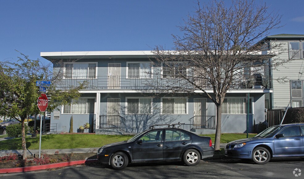 1298 63rd St, Emeryville, CA à vendre - Photo de l’immeuble – Image 3 sur 7