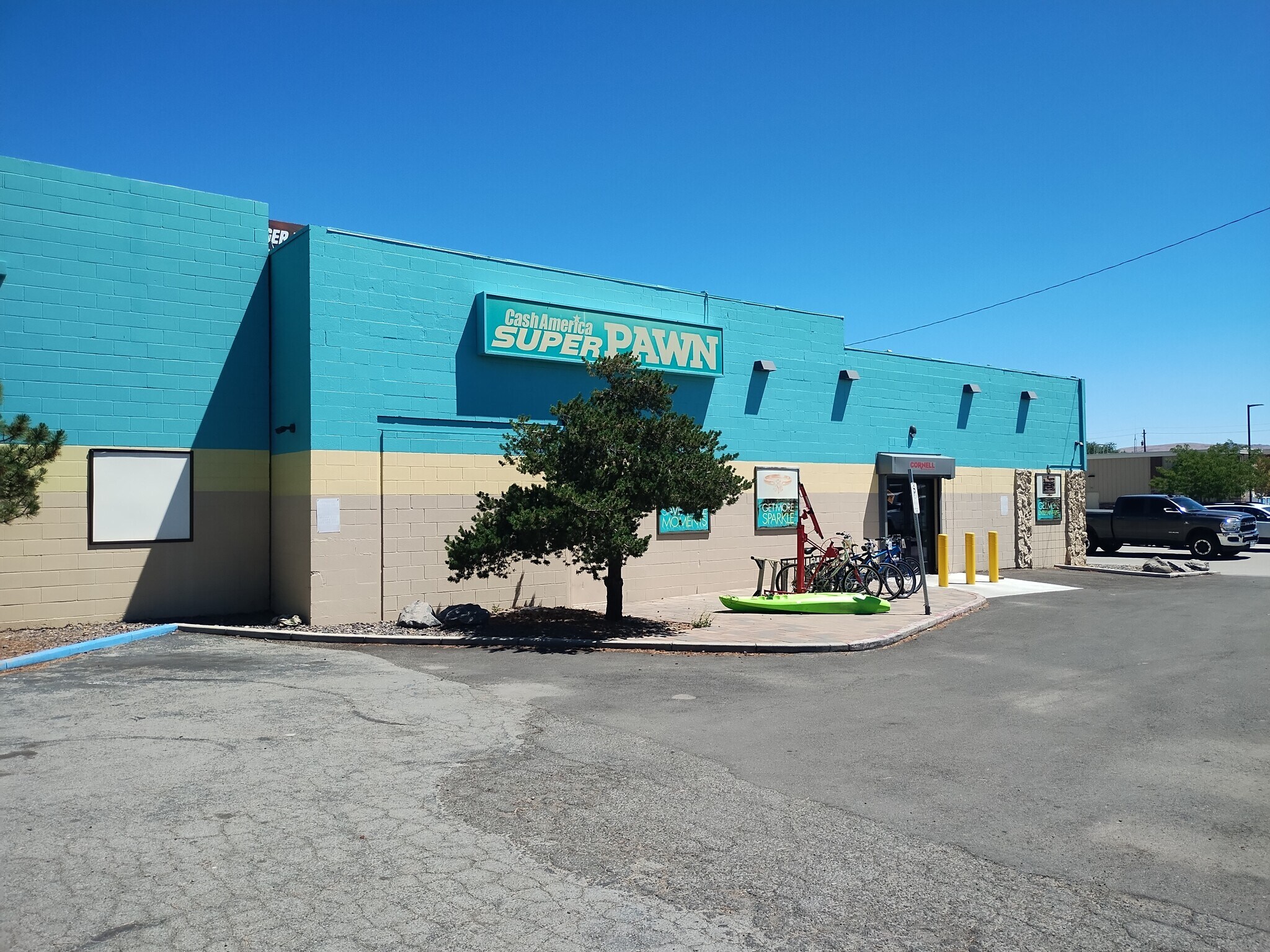 641 S Rock Blvd, Sparks, NV à vendre Photo de l’immeuble– Image 1 sur 8