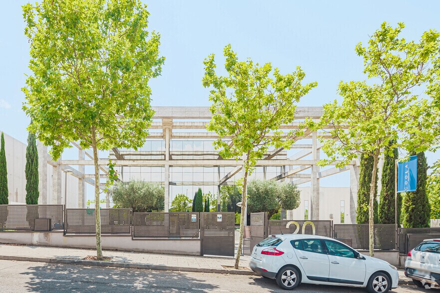 Calle Impresores, 20, Boadilla del Monte, Madrid à louer - Photo de l’immeuble – Image 3 sur 4