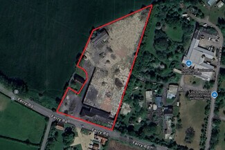 Plus de détails pour Land and Buildings North of Ferry Rd, Cherry Willingham - Terrain à vendre