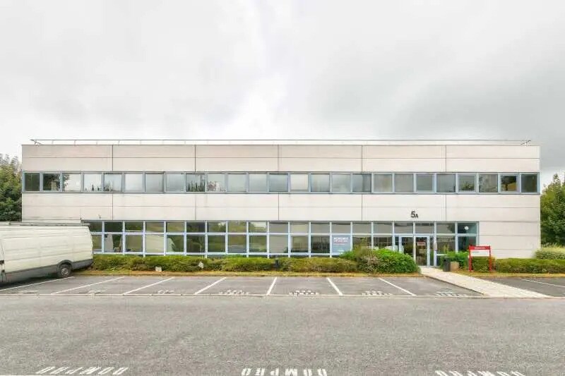161/163 Rue De La Belle Etoile, Roissy-en-France à louer - Photo de l’immeuble – Image 1 sur 10