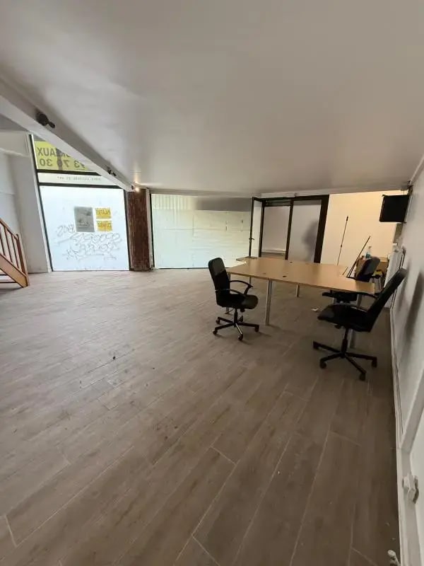 Bureaux/Local commercial dans Paris à louer Photo intérieure– Image 1 sur 5