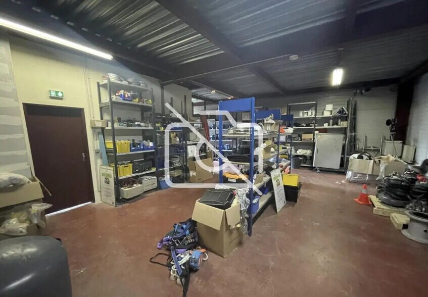 Bureau dans Les Ulis à louer - Photo intérieure – Image 2 sur 6