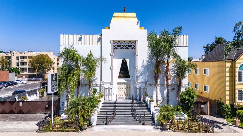 5122 Tujunga Ave, North Hollywood, CA à vendre - Photo de l’immeuble – Image 2 sur 15