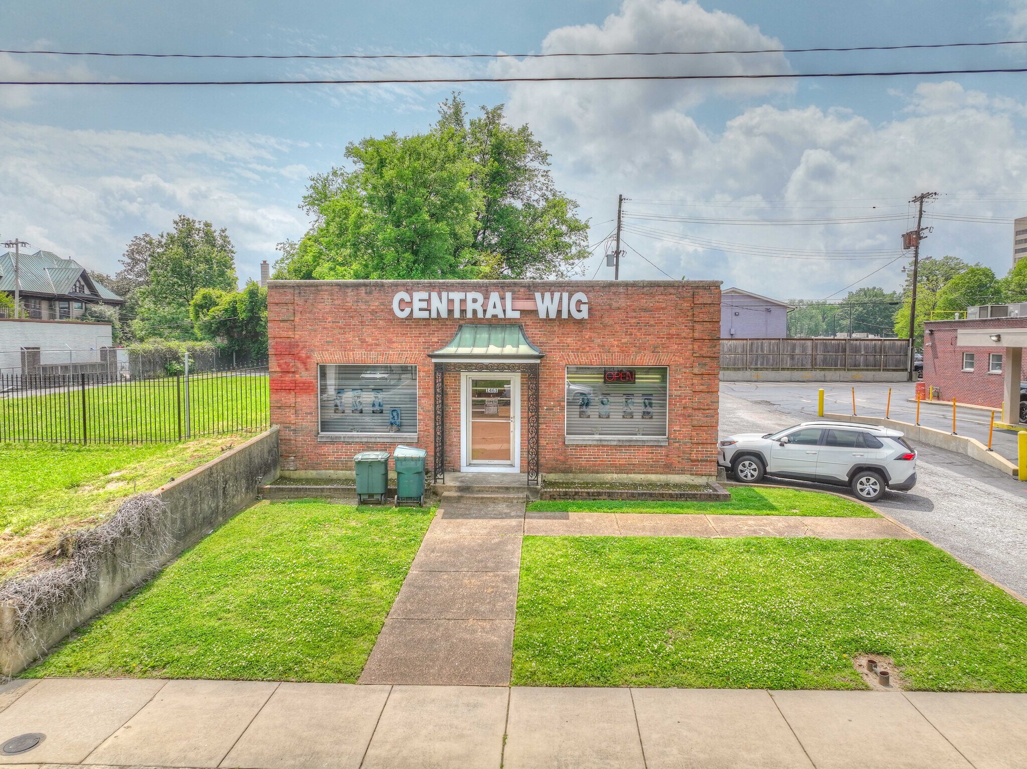 1461 Madison Ave, Memphis, TN à vendre Photo de l’immeuble– Image 1 sur 7