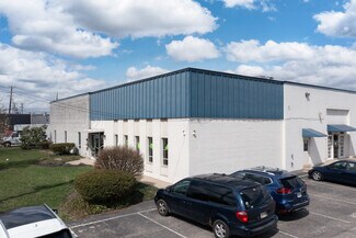 Plus de détails pour 6043 Interstate Cir, Blue Ash, OH - Industriel/Logistique à louer