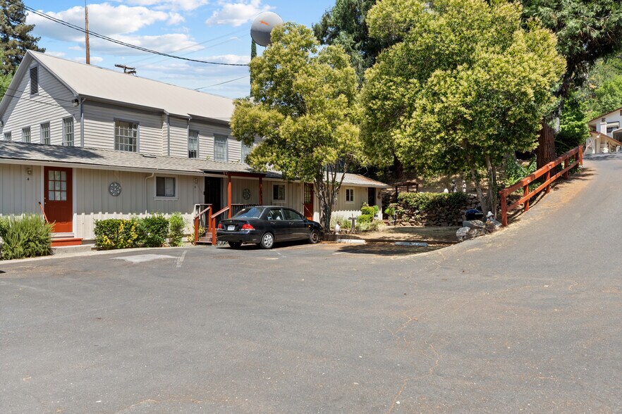 308 N Washington St, Sonora, CA à vendre - Photo de l’immeuble – Image 3 sur 4