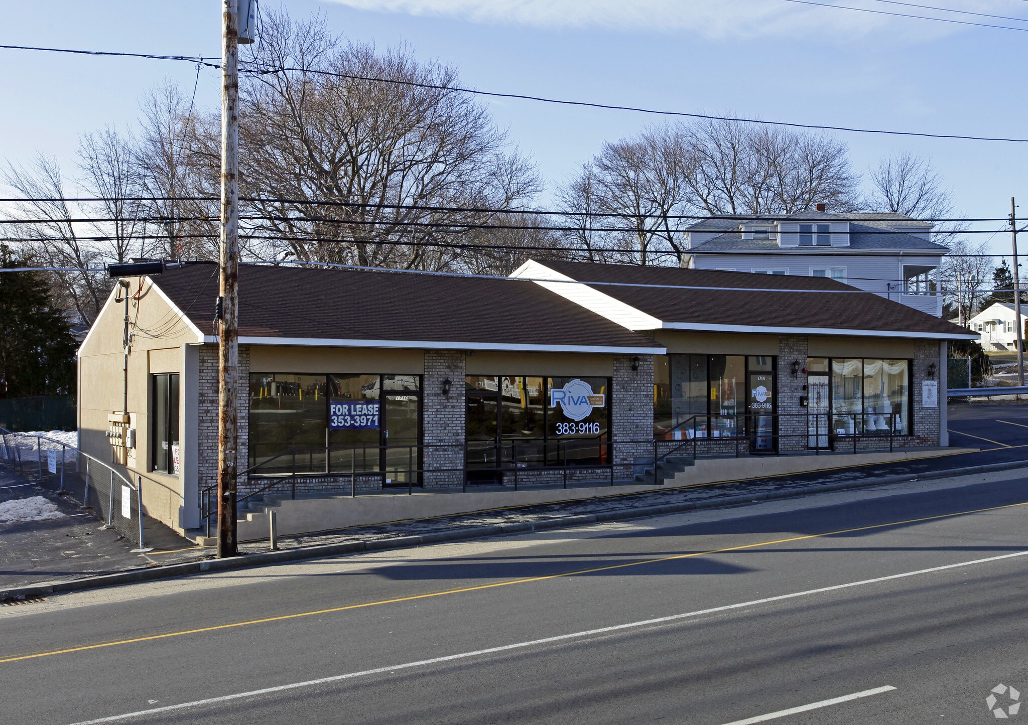 1714-1718 Mineral Spring Ave, Providence, RI à louer Photo principale– Image 1 sur 7