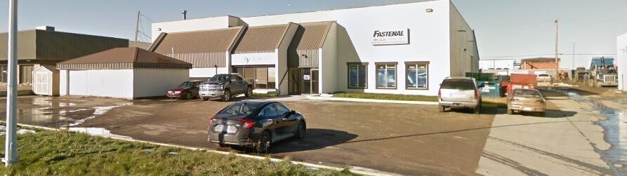 5204 63 St, Lloydminster, AB à louer - Photo principale – Image 1 sur 1