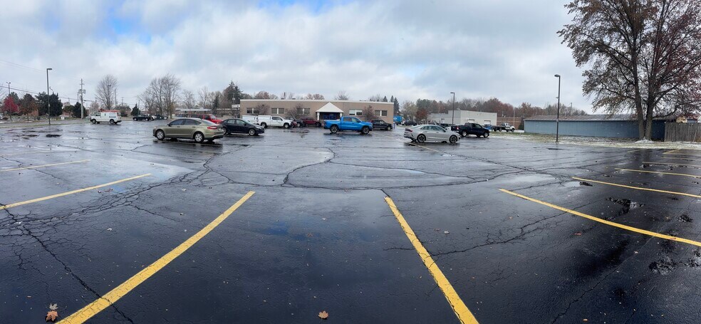 360 Highland Rd E, Macedonia, OH à louer - Photo principale – Image 2 sur 33