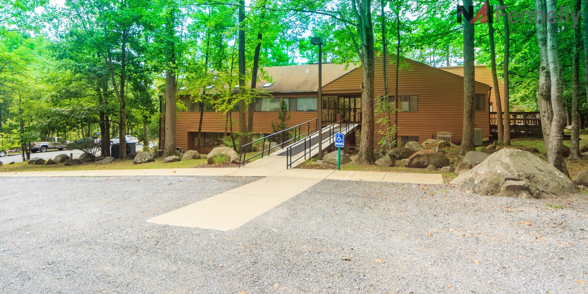 166 Bunn Dr, Princeton, NJ à louer Photo de l’immeuble– Image 1 sur 27