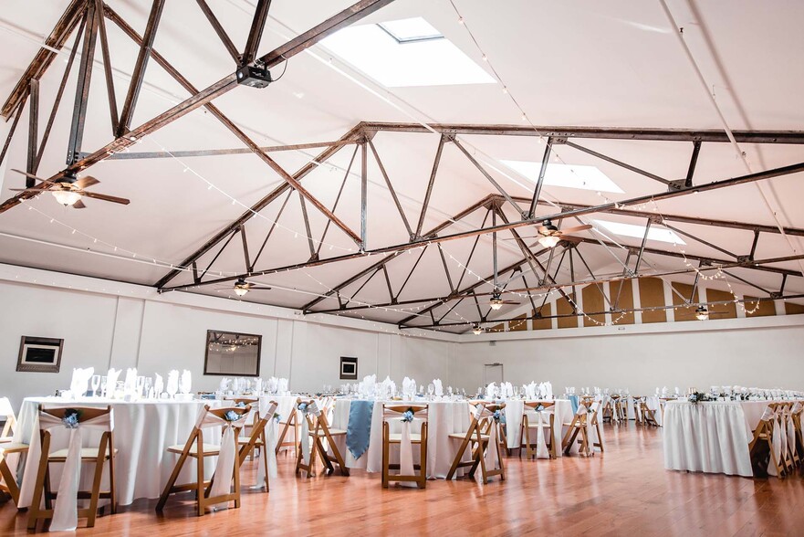 416-426 W 3rd St portefeuille de 2 biens à vendre sur LoopNet.fr - Photo intérieure – Image 3 sur 6