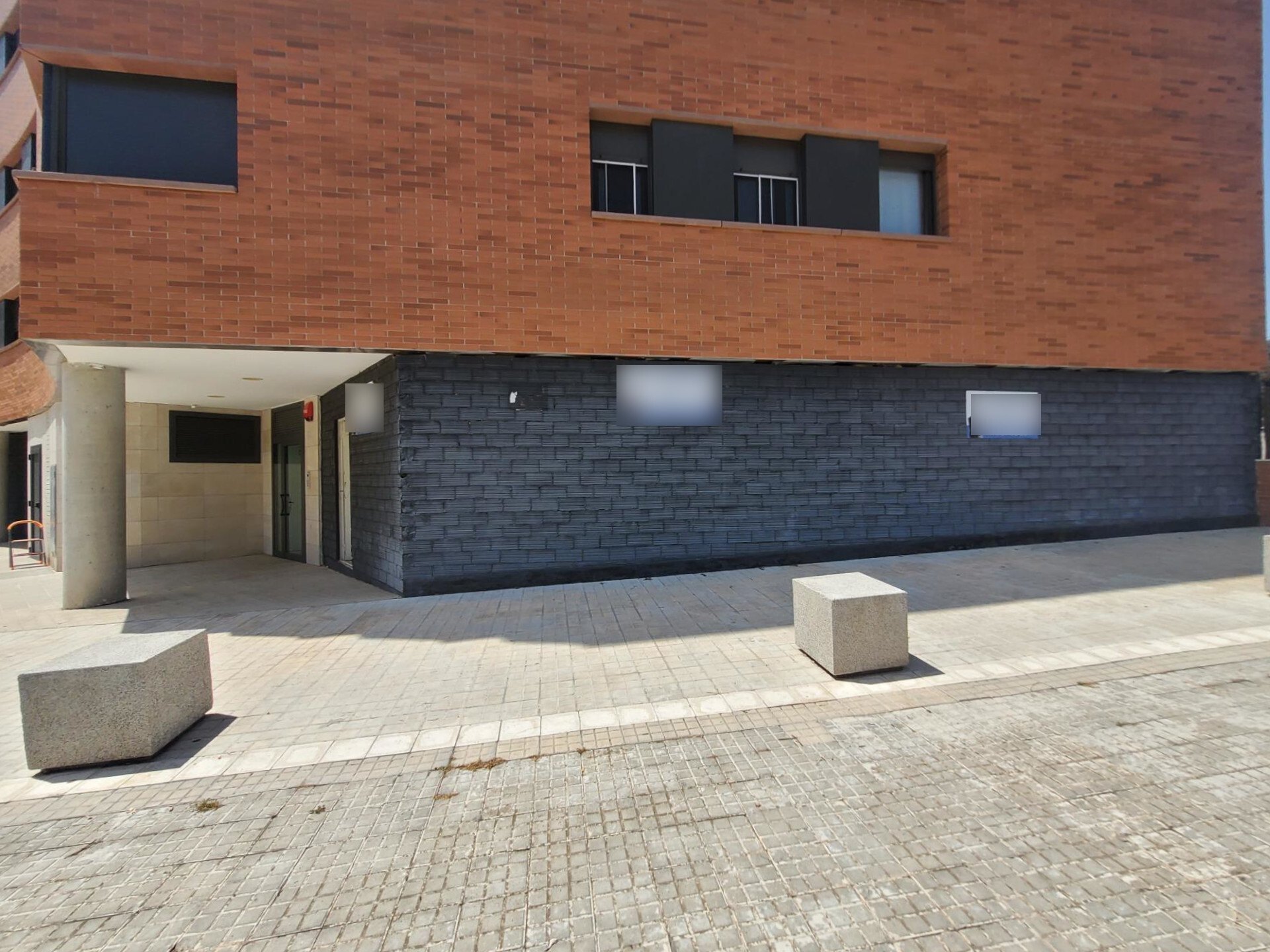 Local commercial dans Manresa, Barcelona à louer Plan d’étage– Image 1 sur 3