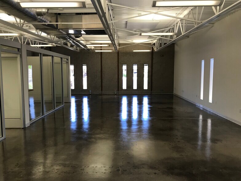 2800 S Rural Rd, Tempe, AZ à louer - Photo de l’immeuble – Image 2 sur 4