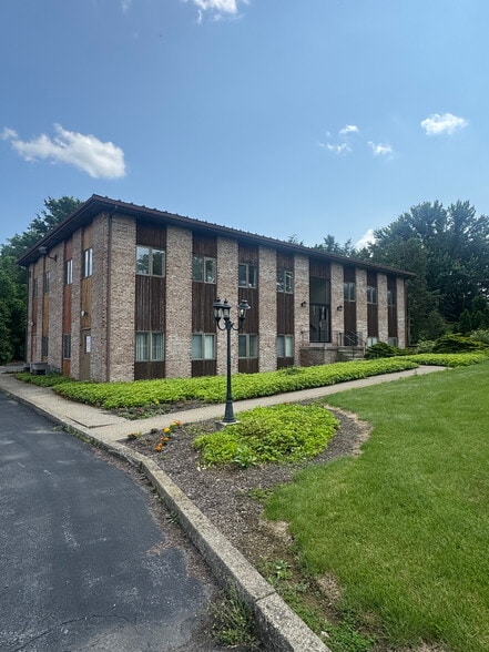 410 W State St, Mertztown, PA à vendre - Photo de l’immeuble – Image 1 sur 29