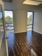 17337 Ventura Blvd, Encino, CA à louer Photo intérieure– Image 1 sur 4