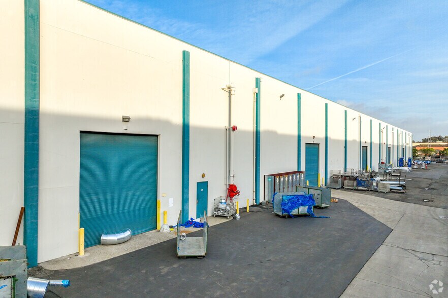 22302 Hathaway Ave, Hayward, CA à louer - Photo de l’immeuble – Image 2 sur 10
