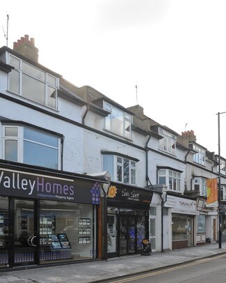 Plus de détails pour 27 Chipstead Valley Rd, Coulsdon - Local commercial à vendre