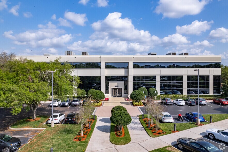 3452 Lake Lynda Dr, Orlando, FL à louer - Photo de l’immeuble – Image 3 sur 39