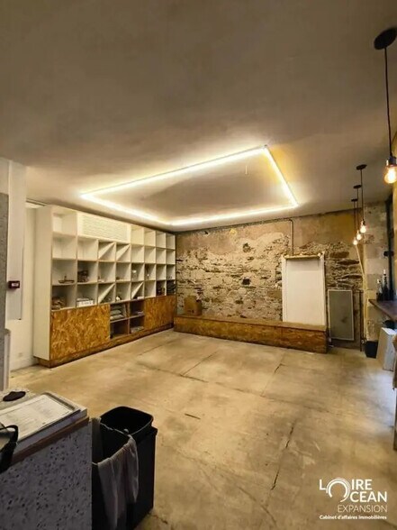 Local commercial dans Nantes à louer - Photo de l’immeuble – Image 3 sur 9