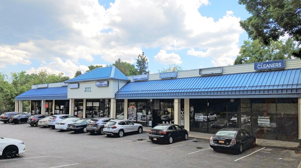 84 Virginia Rd, White Plains, NY à louer - Photo de l’immeuble – Image 1 sur 3