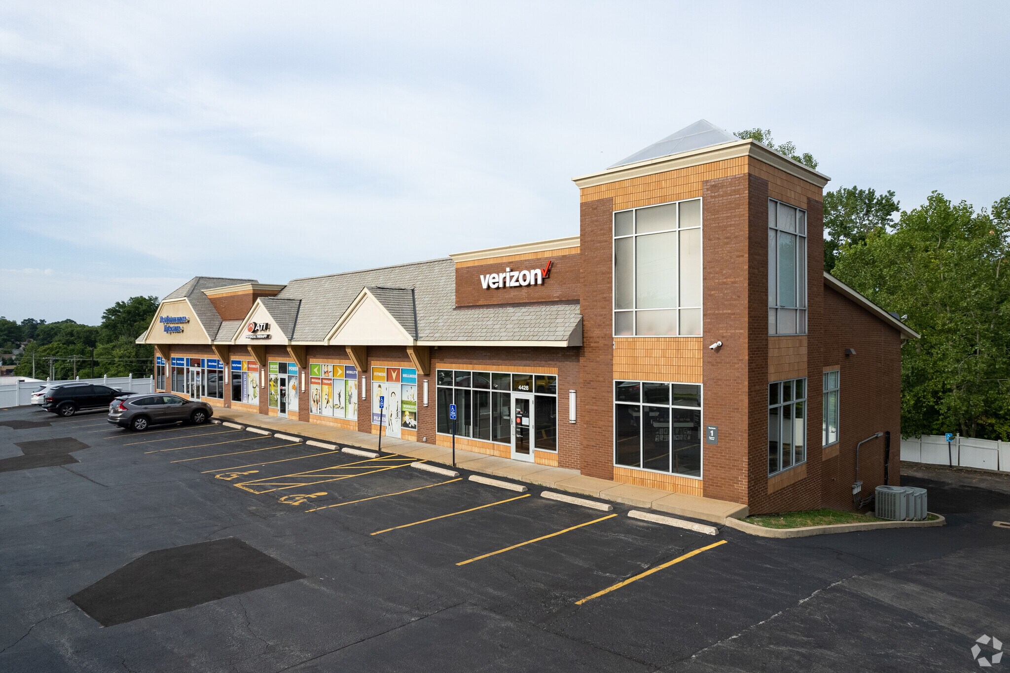 4412-4430 Telegraph Rd, Saint Louis, MO à louer Photo principale– Image 1 sur 7